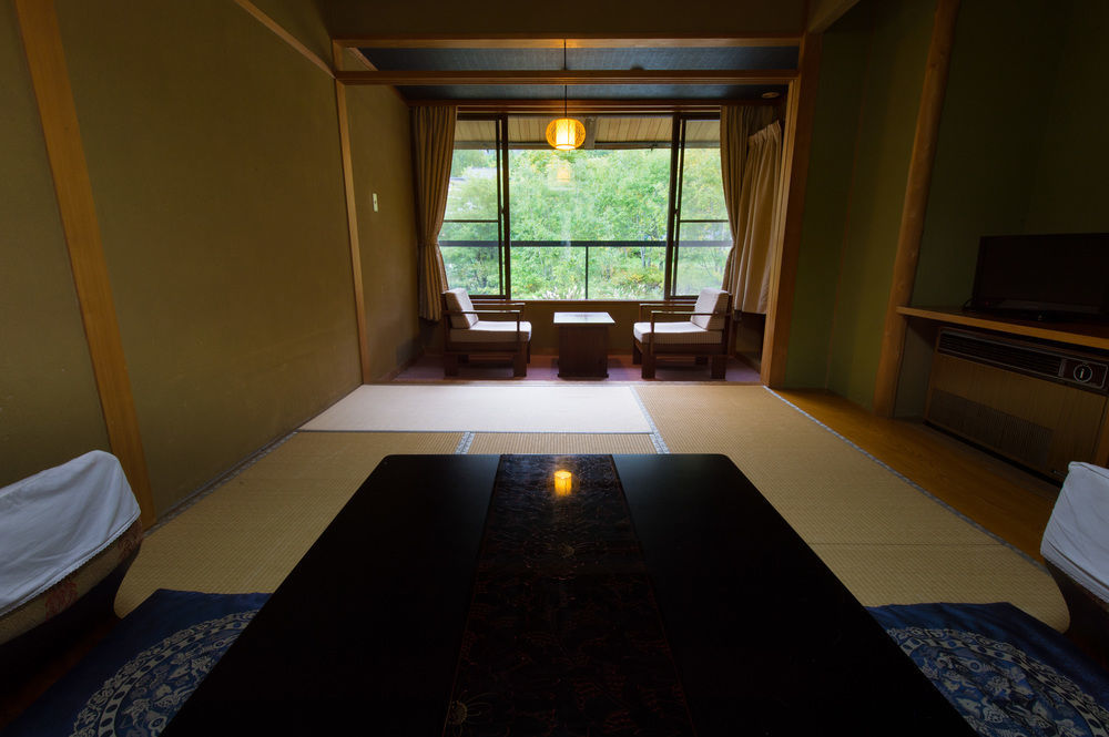 Hirayu Prince Hotel Такаяма Экстерьер фото
